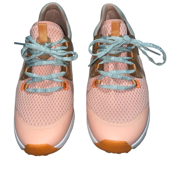 OluKai Wailuku Sneaker (Women) - Picture 2 of 6